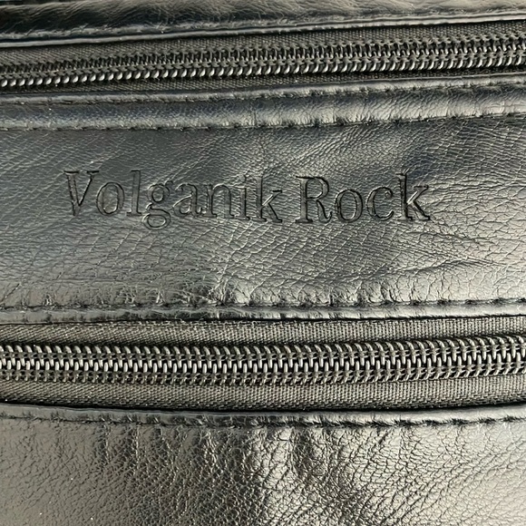 Volganik Rock black vegan Leather Crossbody Bag with many zip pockets - Picture 2 of 16